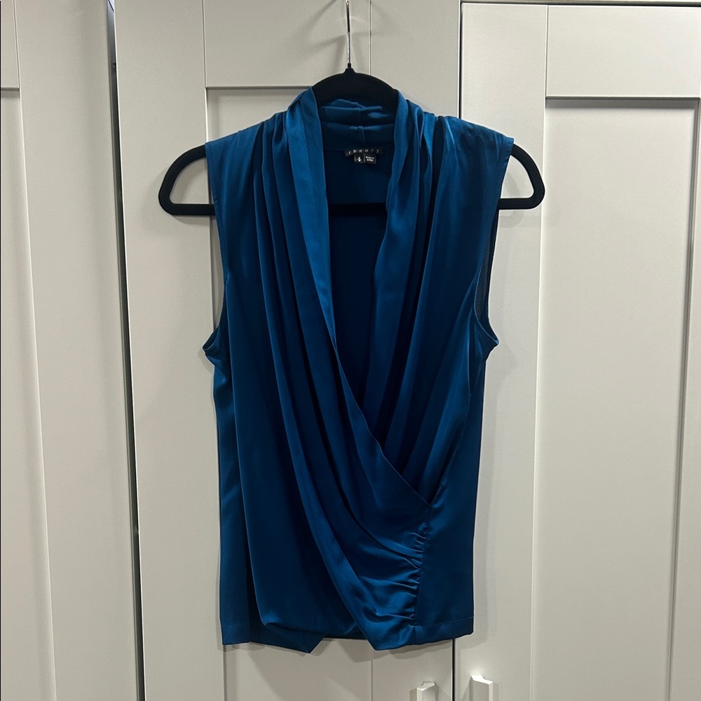 Theory silk top